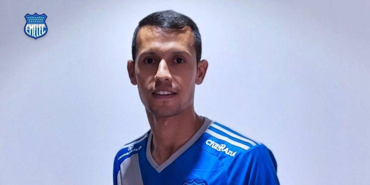 Andrés Ricaurte no sigue más en Emelec