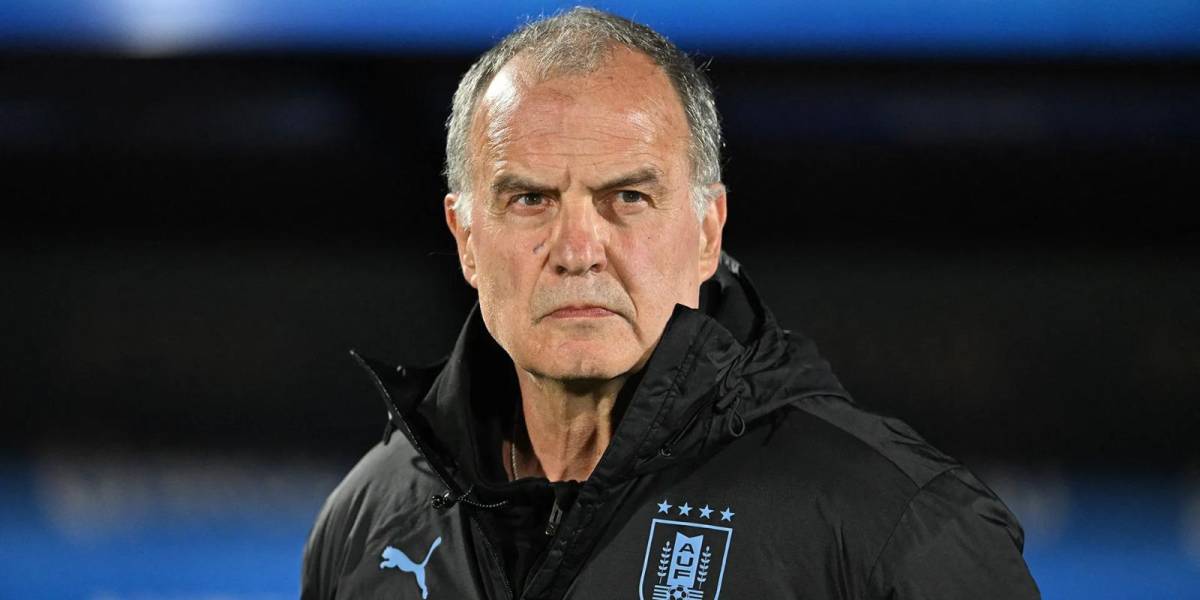 Bielsa dice que las críticas de Suárez afectaron su autoridad