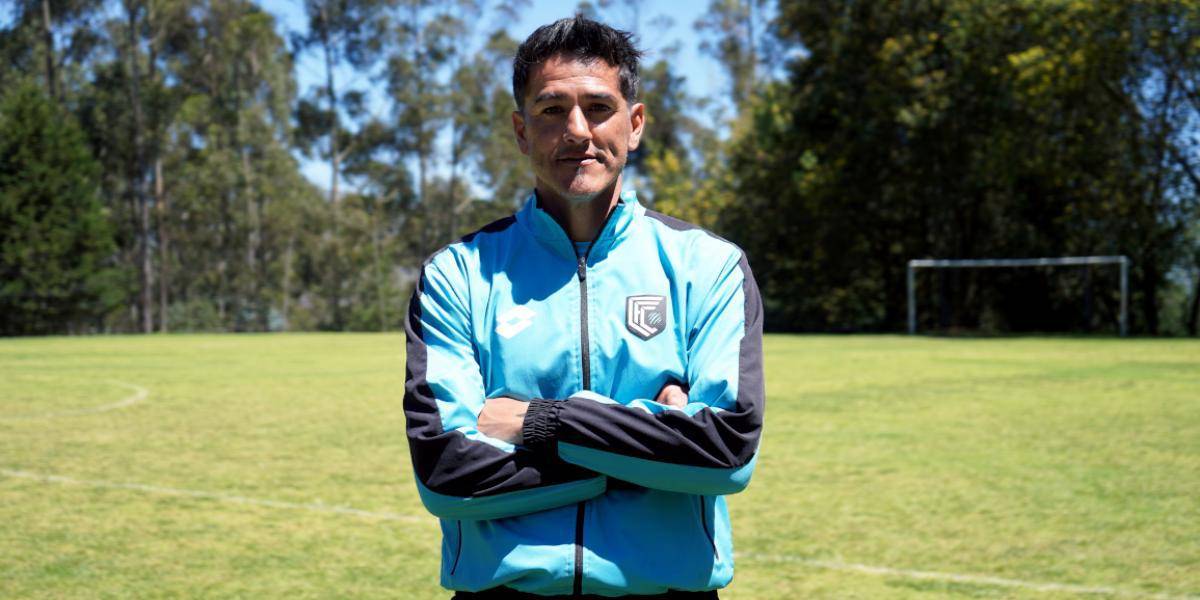 Norberto Araujo sería el nuevo DT del Deportivo Cuenca y el quinto estratega morlaco en el mismo año