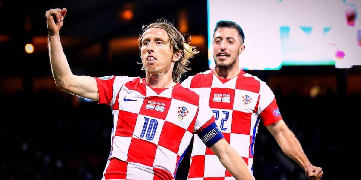 Croacia sella sólida victoria por 2-1 contra Escocia