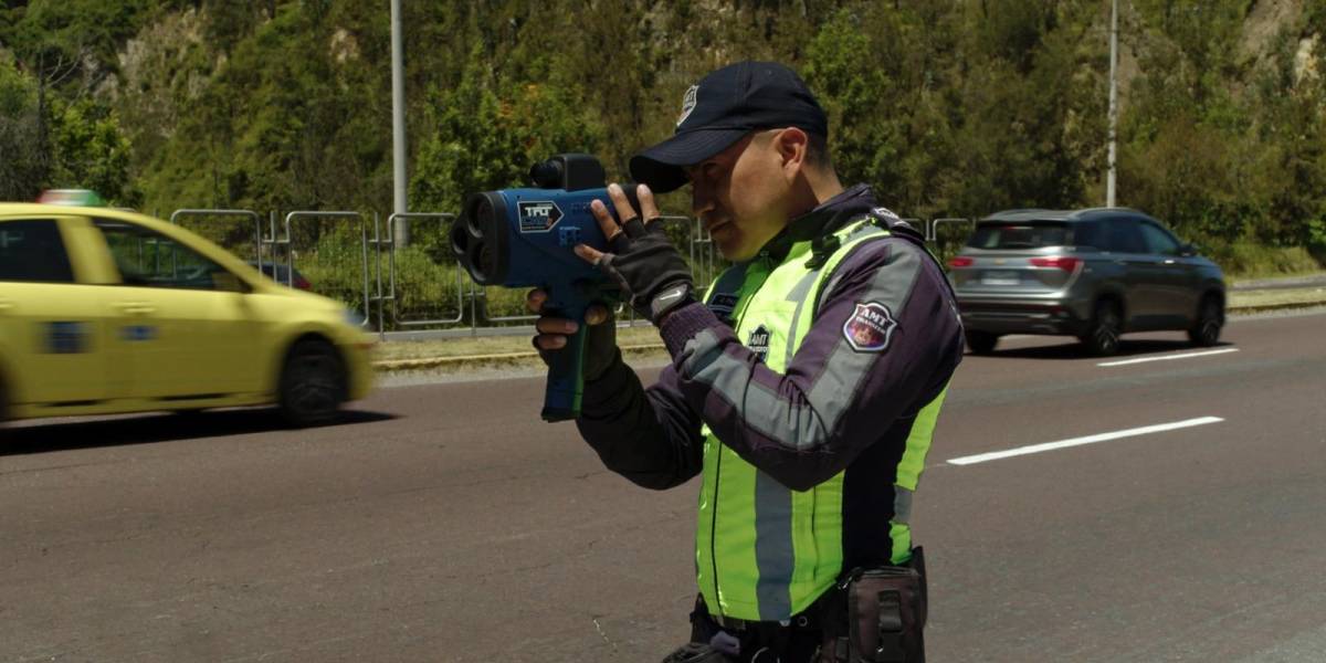 Desde el 30 de julio se aplicarán las multas por exceso de velocidad en Quito