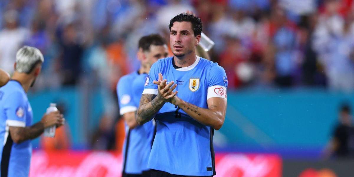 Uruguay recupera a Giménez y Olivera para el partido contra Ecuador