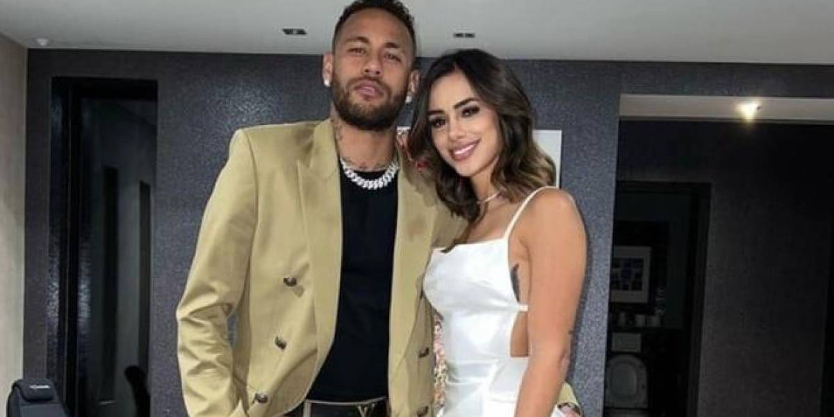 La cuñada de Neymar arremetió contra el jugador por supuesto caso de infidelidad