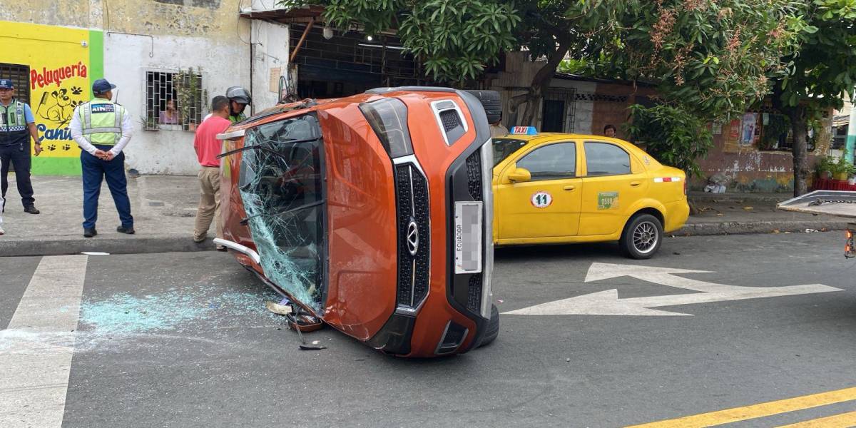 Un siniestro de tránsito en el sur de Guayaquil deja dos heridos