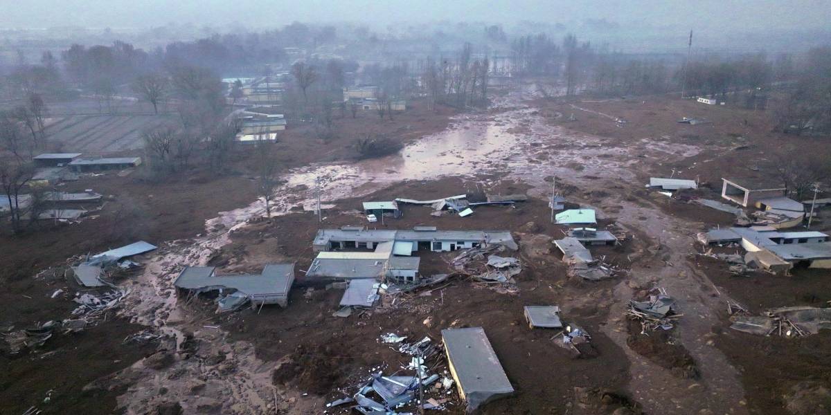 El peor terremoto en una década causa más de 120 muertos en el noroeste de  China