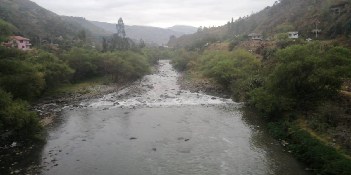 Los caudales de los ríos en la Sierra y el Oriente están afectados por la sequía