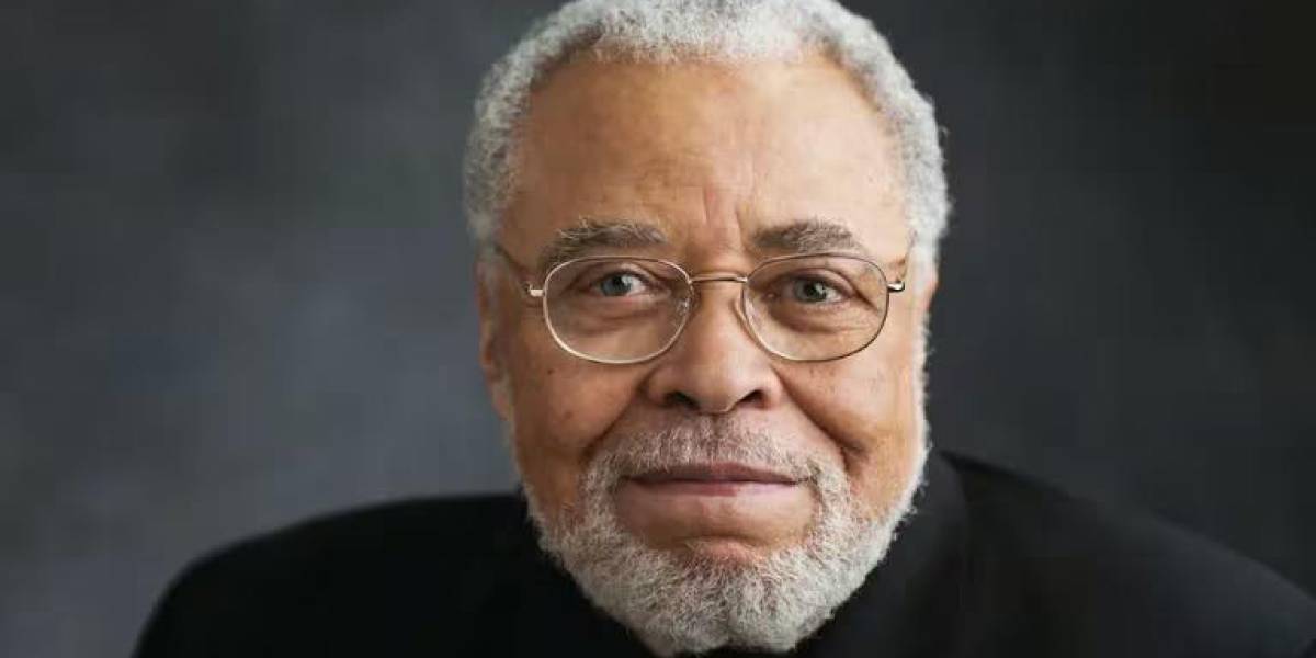 Fallece el legendario actor James Earl Jones a los 93 años, dejando un legado imborrable en el cine y el teatro