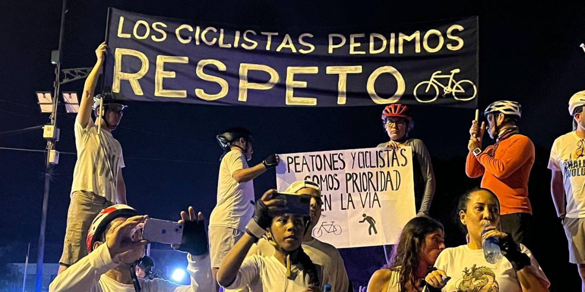 Ciclistas recorrieron Guayaquil para exigir respeto, justicia y no más muertes tras el siniestro en vía a la Costa