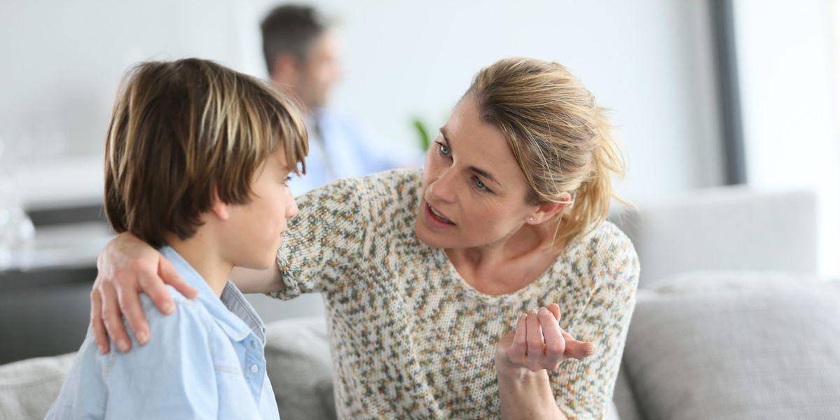 Esta es la pregunta que no debes hacerle a tu hijo cuando llegan del colegio, según la psicología