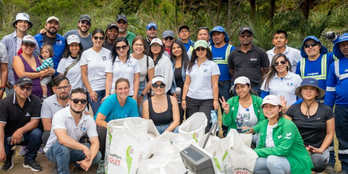 Los checos Jiri y Michaela Dolan suman a Ecuador a su programa mundial de limpieza y conservación