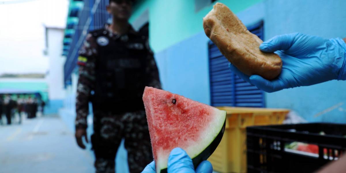 Una jueza ordena el restablecimiento de la alimentación para más de 12 000 presos de Guayas