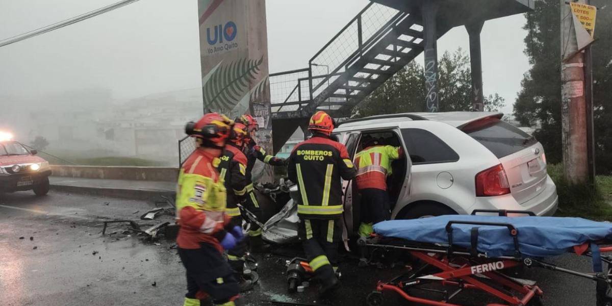 Quito | Un herido por siniestro de tránsito en la avenida Simón Bolívar