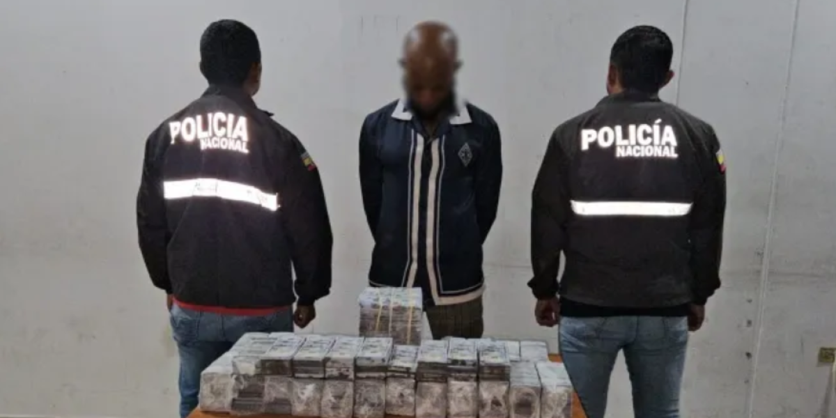 El ciudadano francés que fue detenido con USD 1,6 millones en Guayaquil permanecerá en prisión preventiva