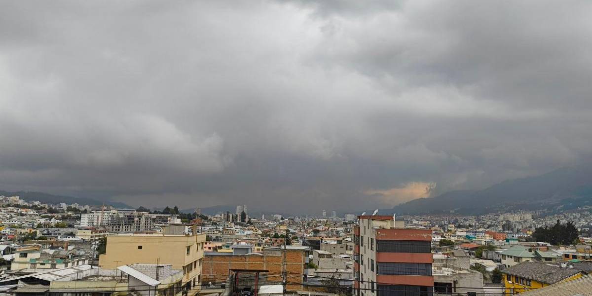 Quito registra lluvias la tarde de este lunes 18 de noviembre