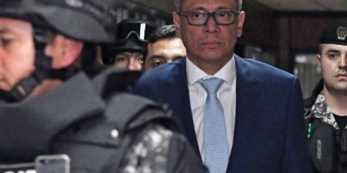 Juez de Santa Elena concede libertad a Jorge Glas