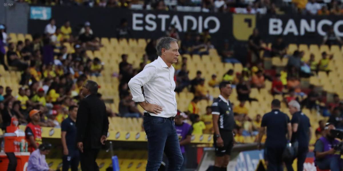 ¿Ariel Holan se va de Barcelona SC?