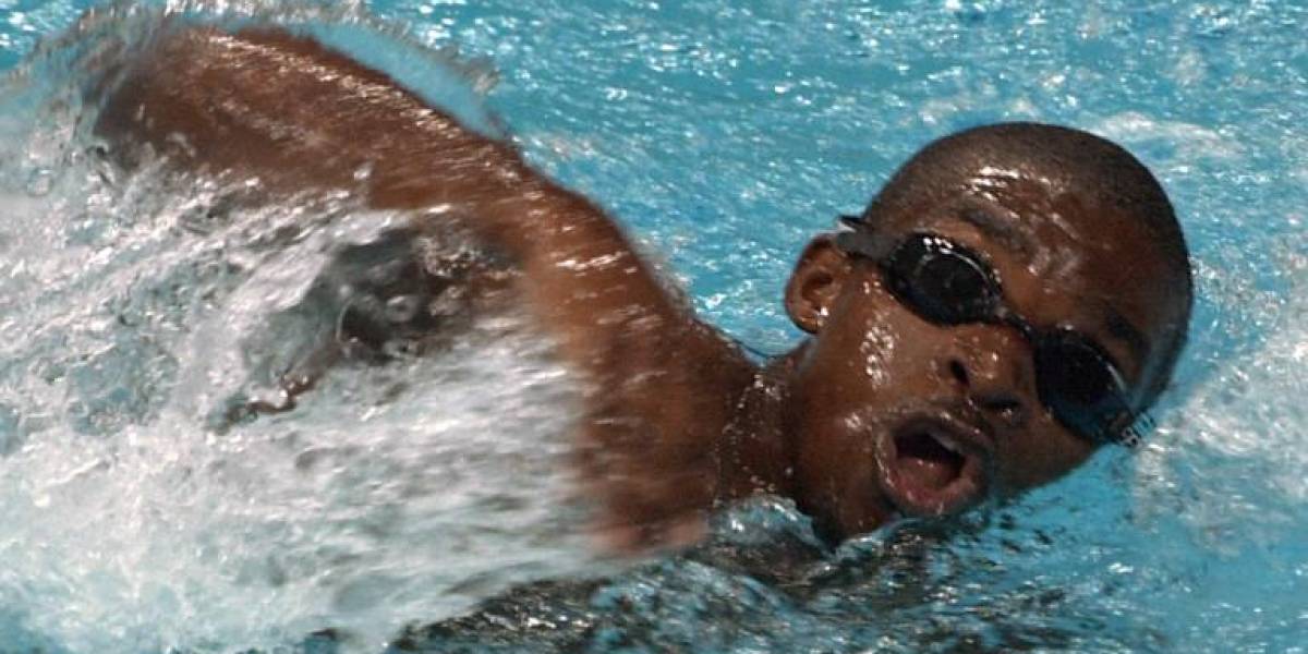 Eric Moussambani, el nadador que no sabía nadar pero que llegó a los Juegos Olímpicos