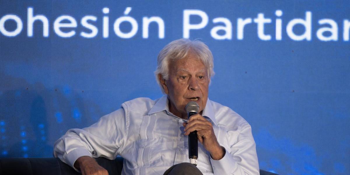 El expresidente español, Felipe González, arremete contra Maduro