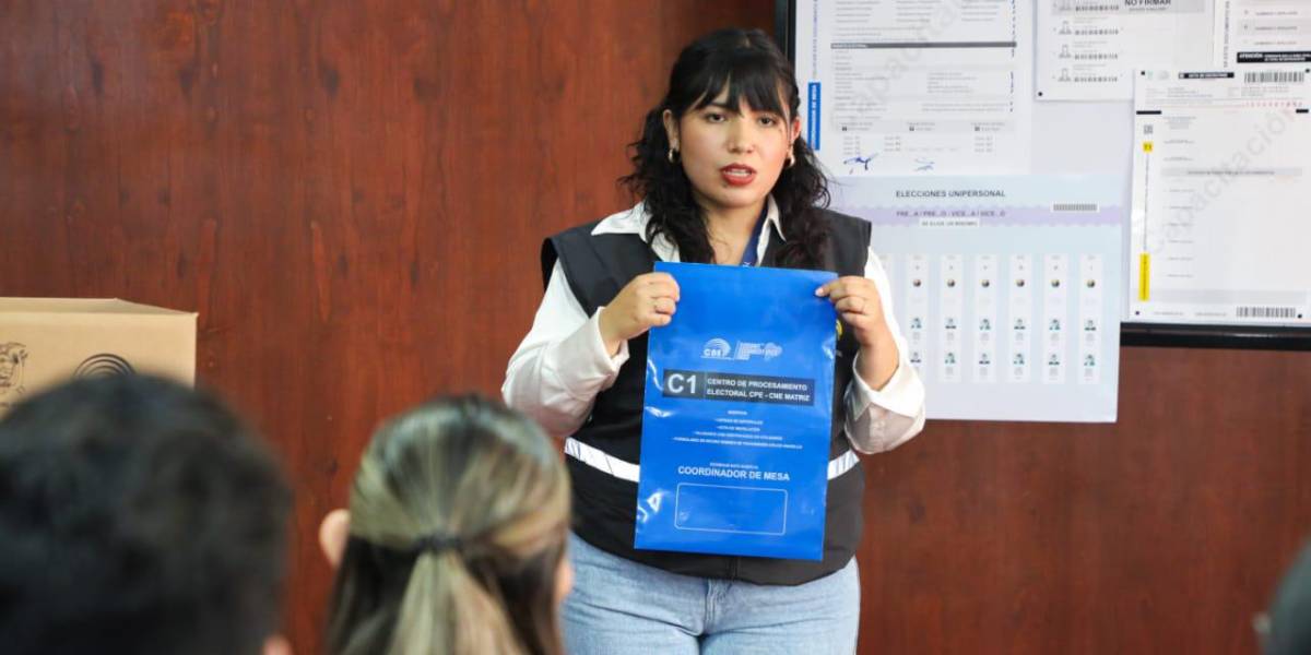 Elecciones Ecuador 2025 | La capacitación para miembros de mesa arranca el 2 de diciembre