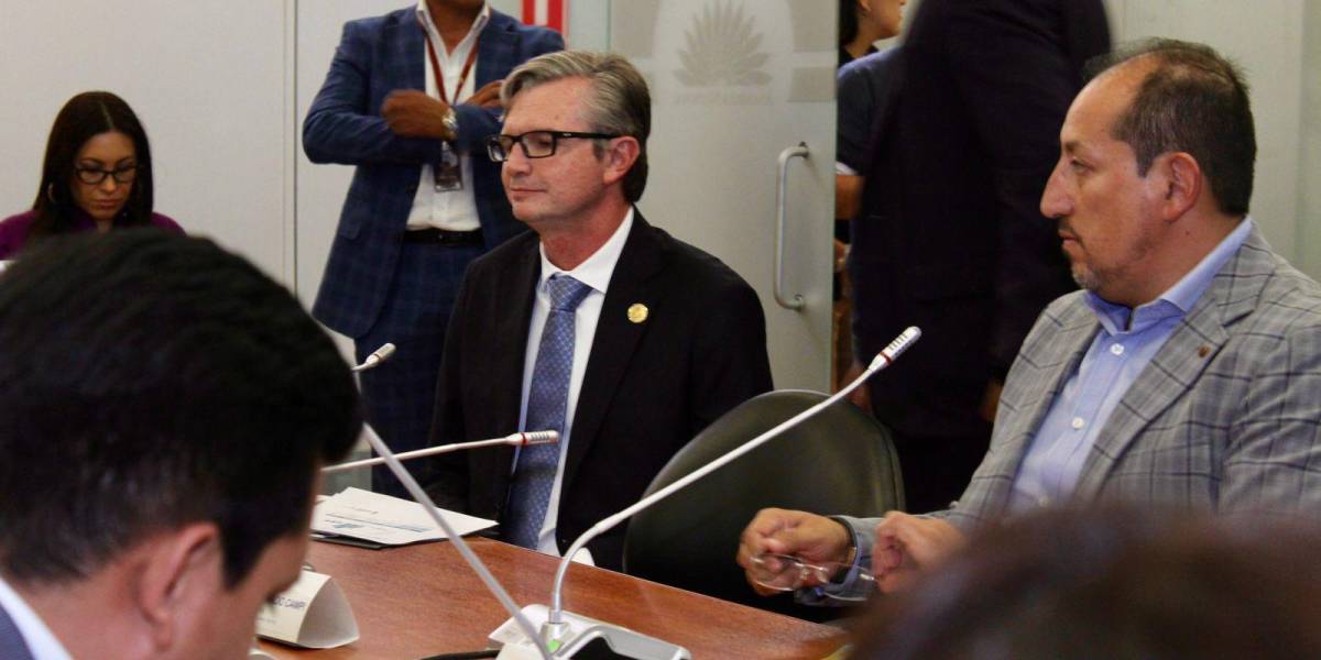 Los primeros USD 1 000 millones del FMI ya están acreditados en las cuentas de Ecuador
