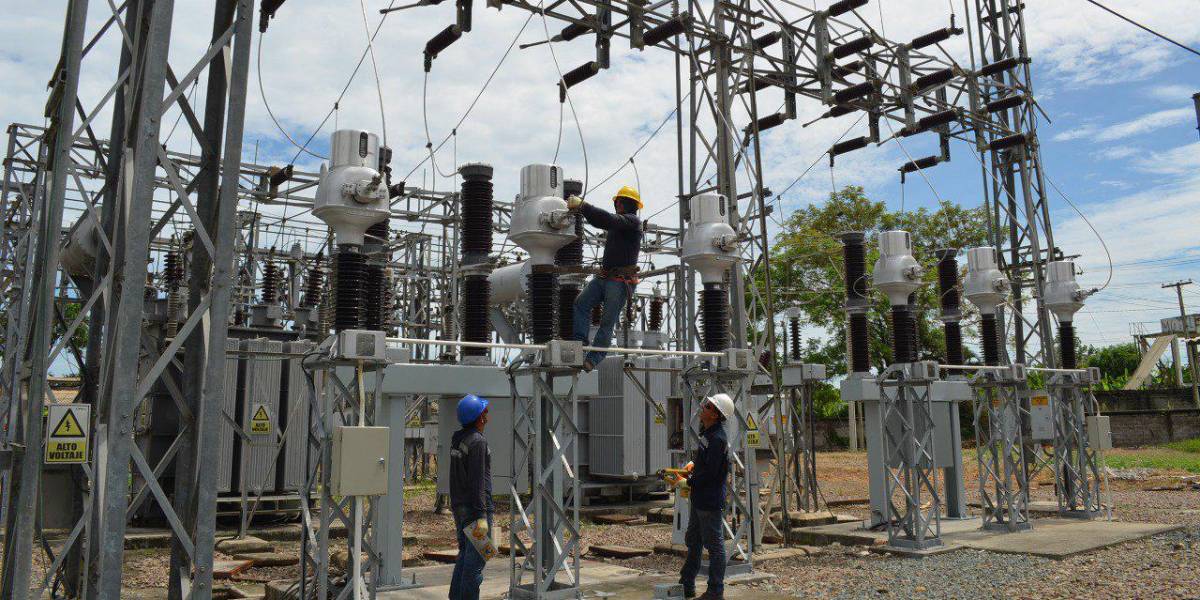 Cortes de luz programados quedan suspendidos, afirma ministro de Energía