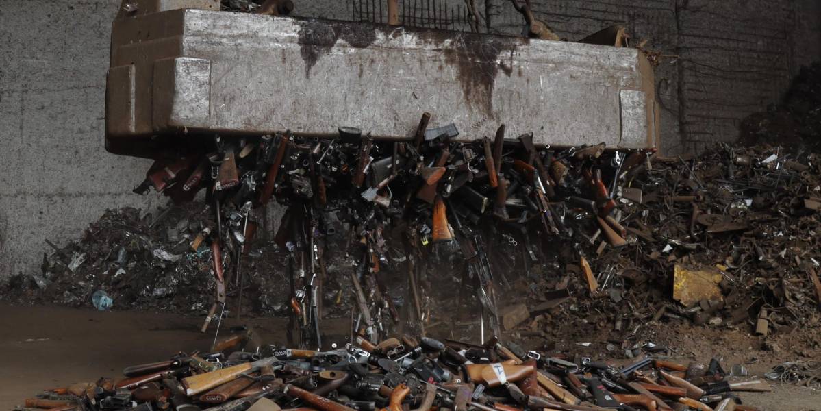 Más de 3 000 armas decomisadas en Ecuador entre 1998 y 2023 fueron destruidas