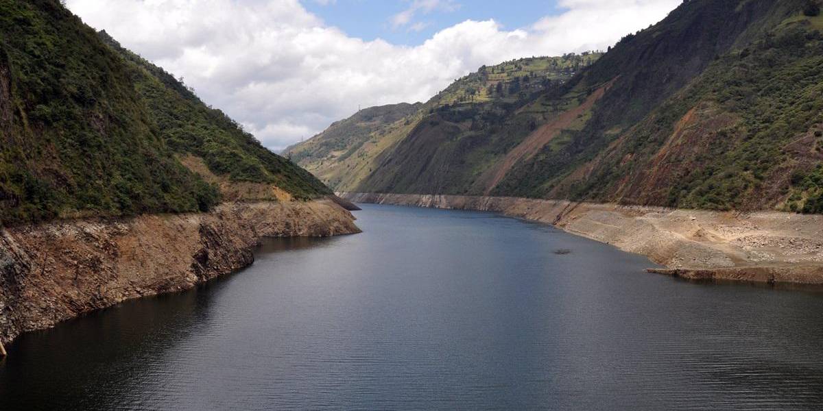 Los cortes de luz de 12 horas se mantendrán el lunes 11 y martes 12 de noviembre en Ecuador