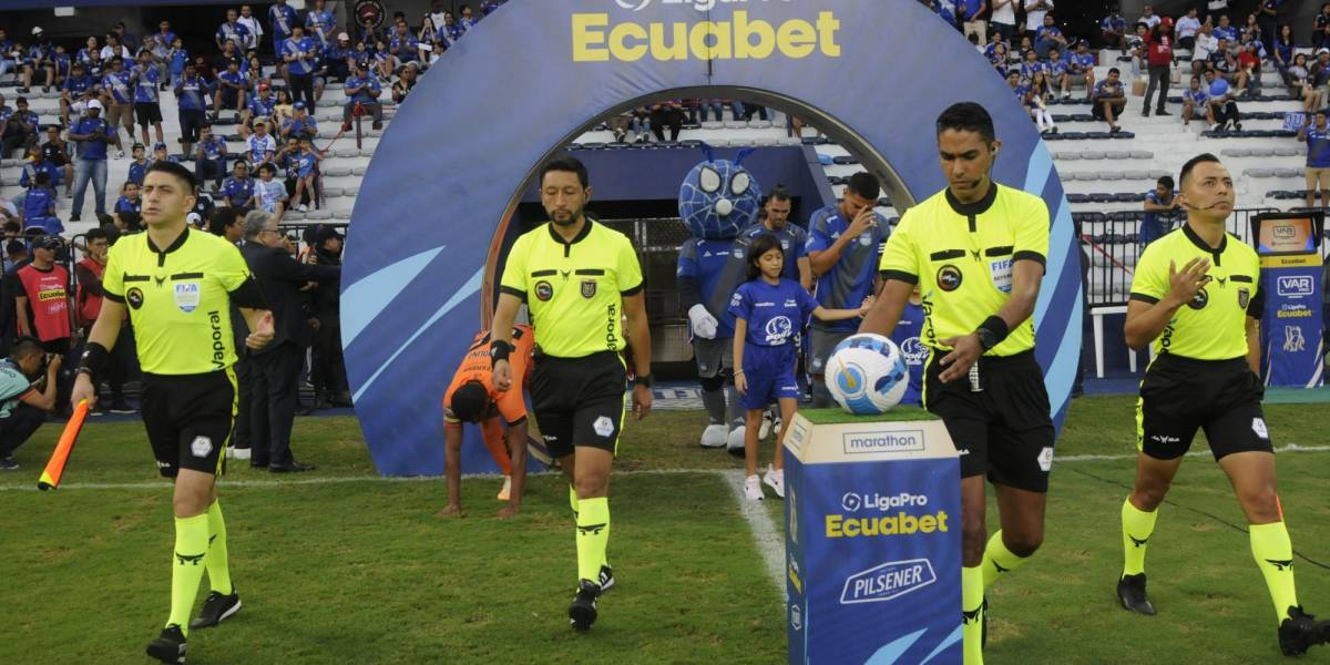 ¿Cuánto cobran los árbitros de fútbol en Ecuador?