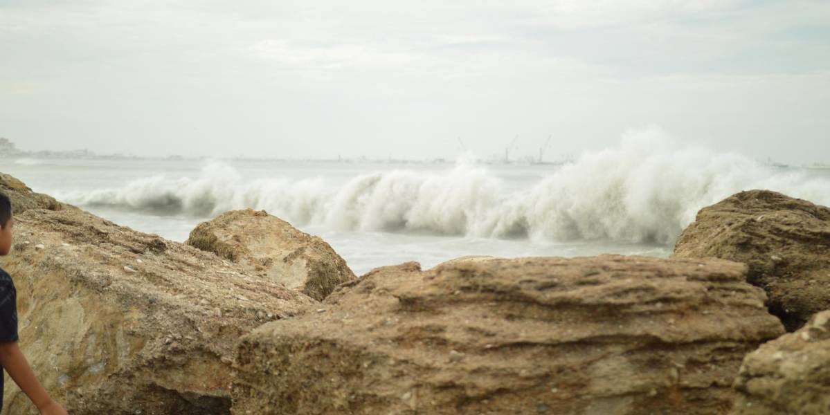 Oleaje en Ecuador: el mar continuará agitado este sábado 28 y domingo 29 de diciembre