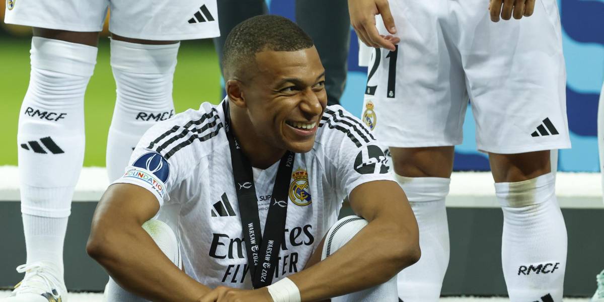 Kylian Mbappé debutó con gol y consiguió su primer título con el Real Madrid