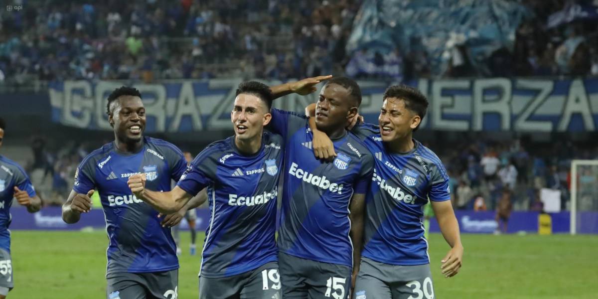 Los jugadores de Emelec no entrenaron por deudas de dos meses de sueldo