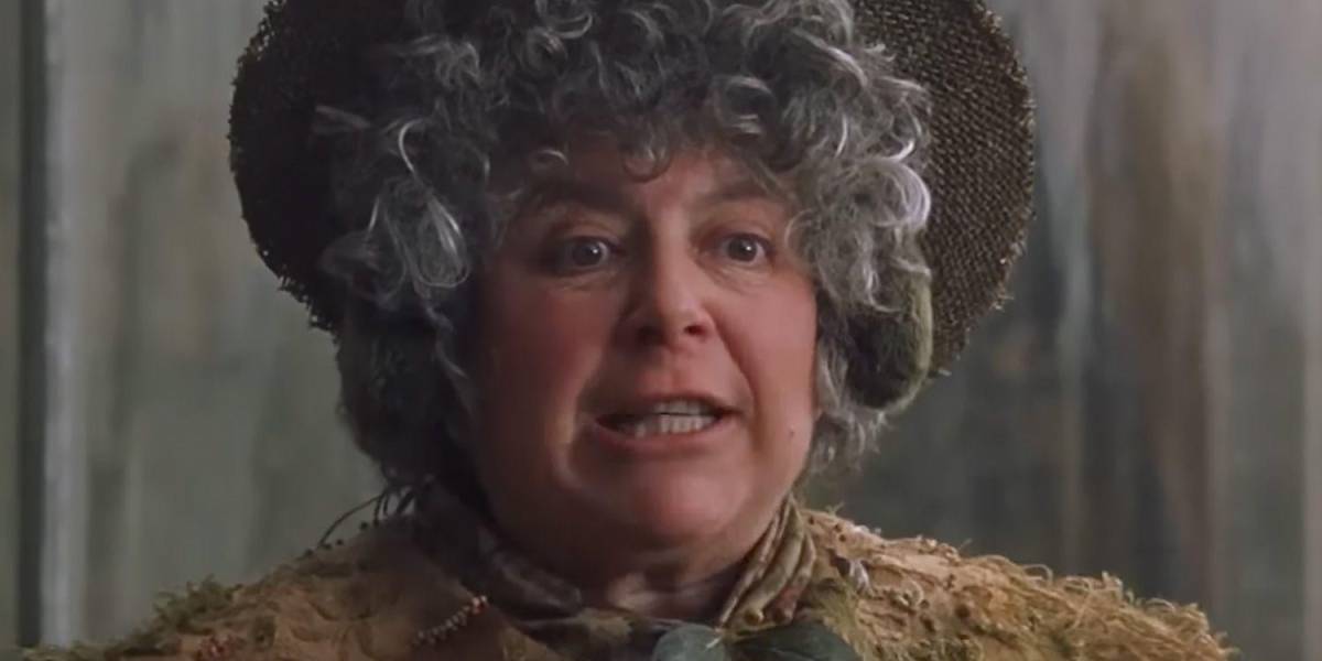 La actriz de Harry Potter, Miriam Margolyes, rompió el silencio sobre la enfermedad que le impide caminar