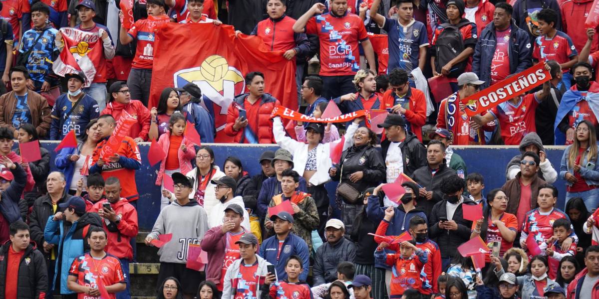 Liga Pro: Reportan incidentes en los exteriores del Atahualpa entre supuestos hinchas de El Nacional y Liga de Quito