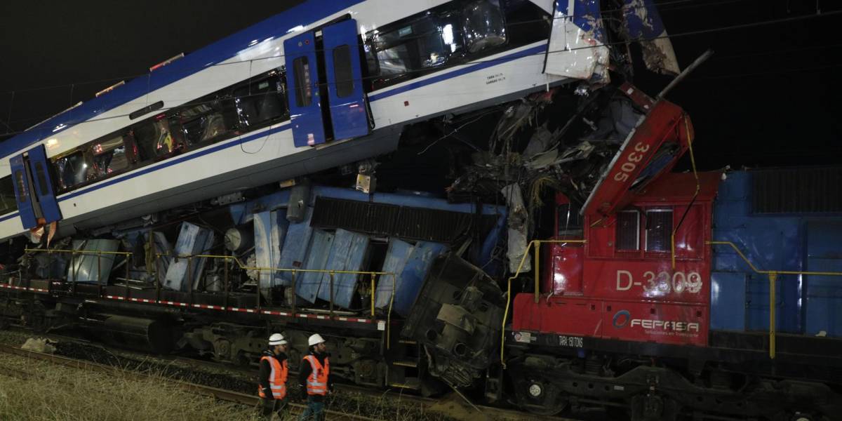 Dos muertos y nueve heridos deja un choque de trenes en Santiago de Chile