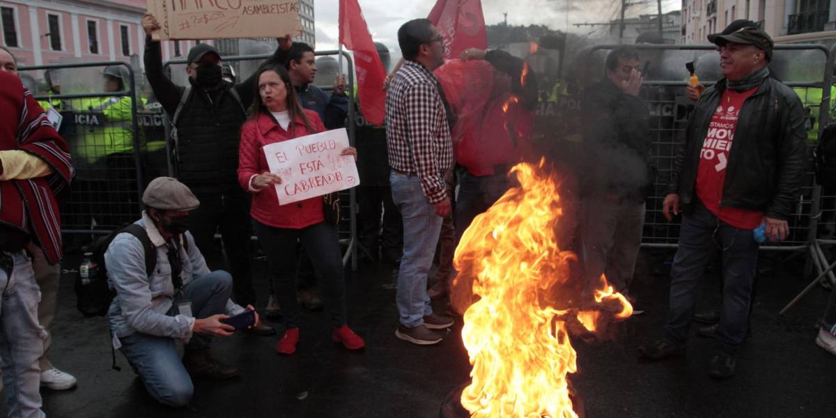 Daniel Noboa cumple su primer año con tres manifestaciones en menos de un mes: ¿quiénes están detrás de las protestas?