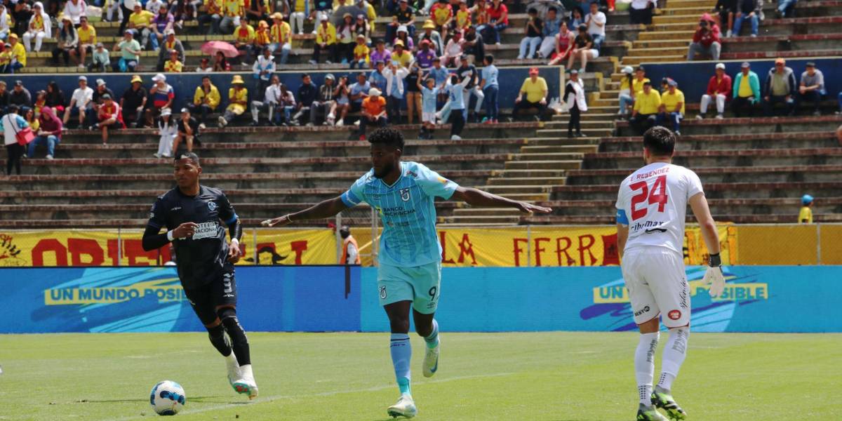 José Fajardo le da la victoria a Universidad Católica sobre Aucas