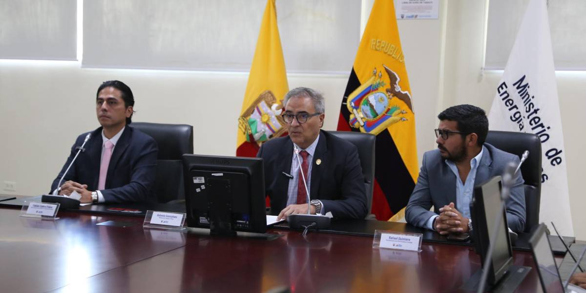 El Ministerio de Energía contratará 788 megavatios para enfrentar el estiaje