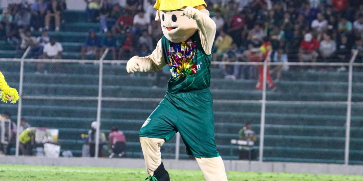 El Bananerito, mascota de Orense, se convirtió en un símbolo del fútbol ecuatoriano