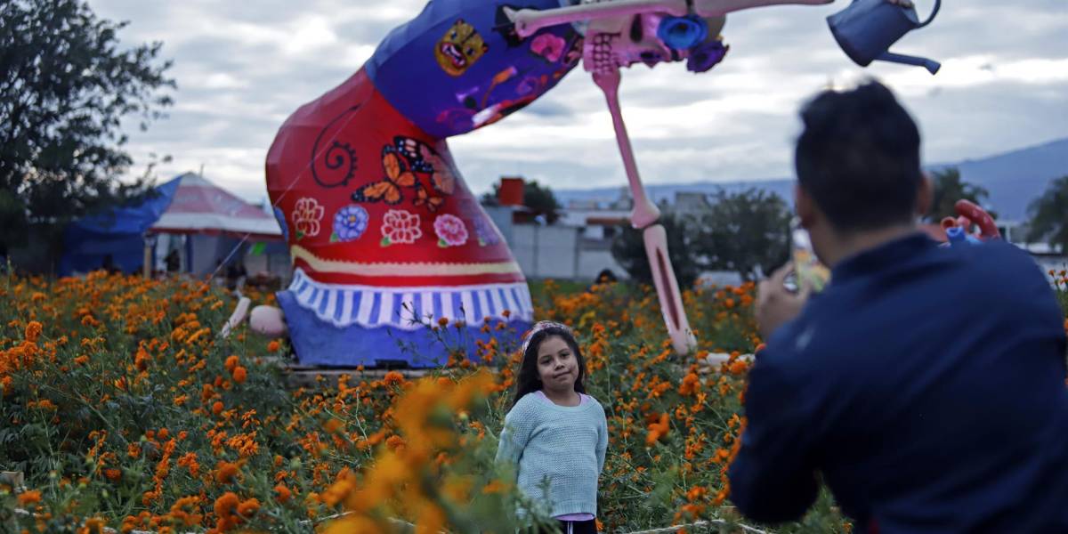 Turistas gastarán 1.893 millones de dólares en Día de Muertos en México