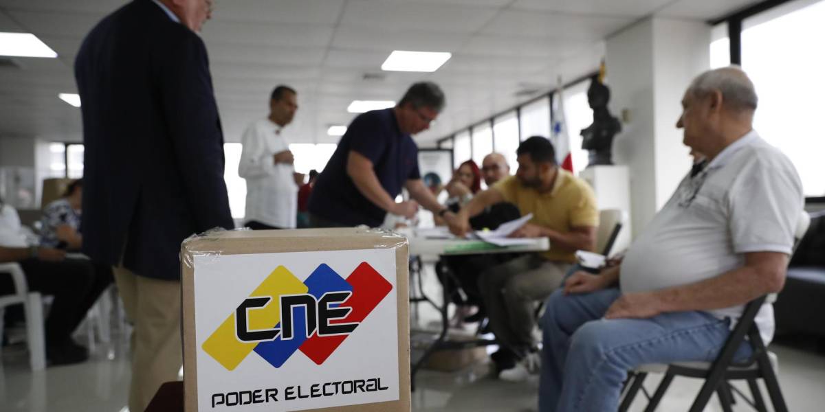 La oposición de Nicolás Maduro denuncia veto a los testigos electorales en algunos centros