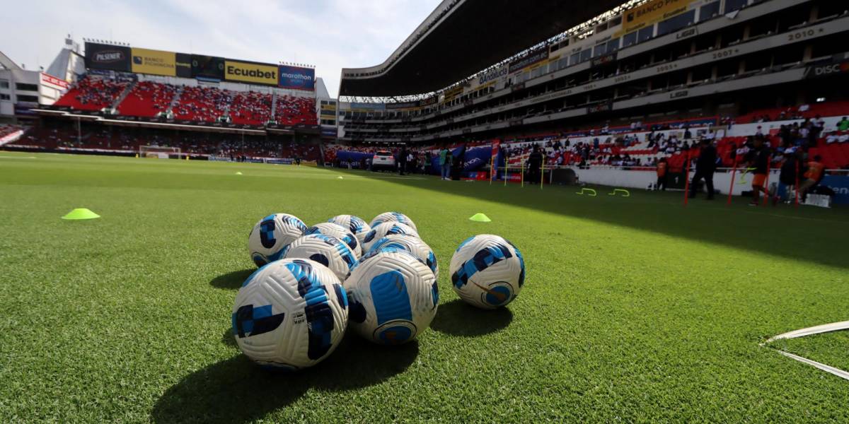 La FEF rectifica y asume su error al sancionar a Liga de Quito por presunta deuda con Renato Ibarra