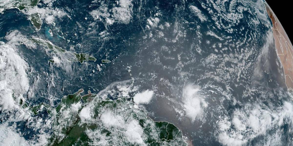 El huracán Beryl llegará como categoría 4 a las islas de Barlovento en el Caribe
