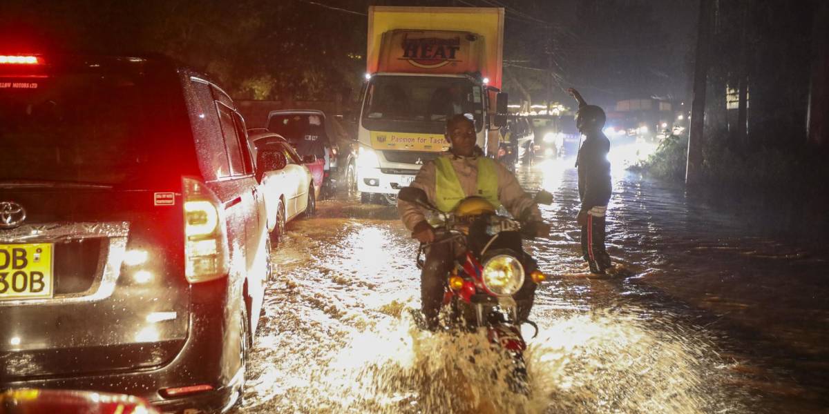 Inundaciones en Kenia dejan al menos 12 muertos y casi 4 000 familias desplazadas