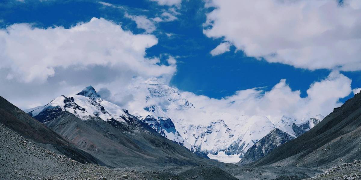 El Everest sigue creciendo: la influencia de un río cercano en la elevación de la montaña más alta del mundo