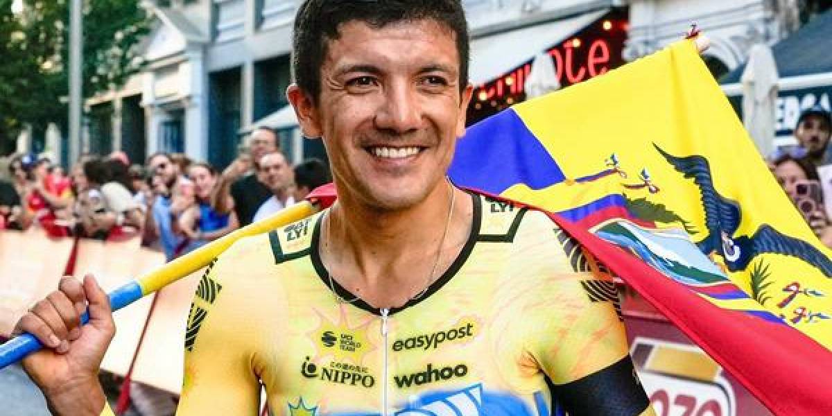 Richard Carapaz, el mejor ciclista latinoamericano según la Unión Ciclista Internacional