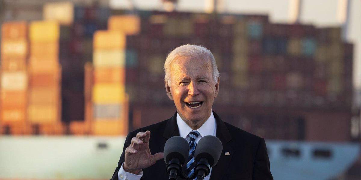 La popularidad de Biden cae a mínimos históricos, arrastrada por sus propios simpatizantes