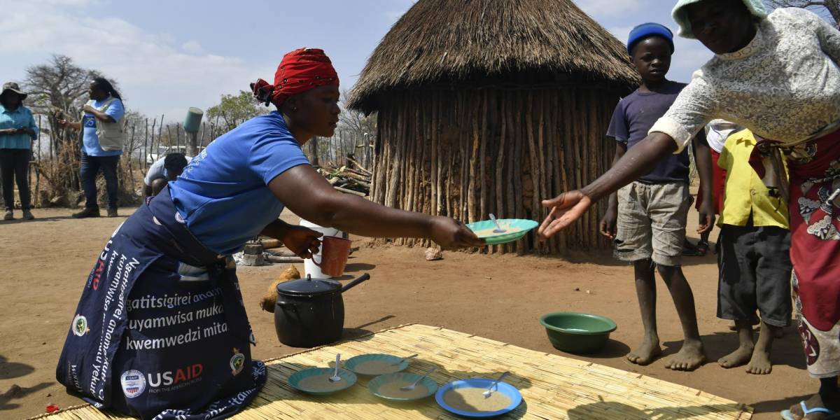 Zimbabue lucha contra la crisis alimentaria a causa del fenómeno de El Niño