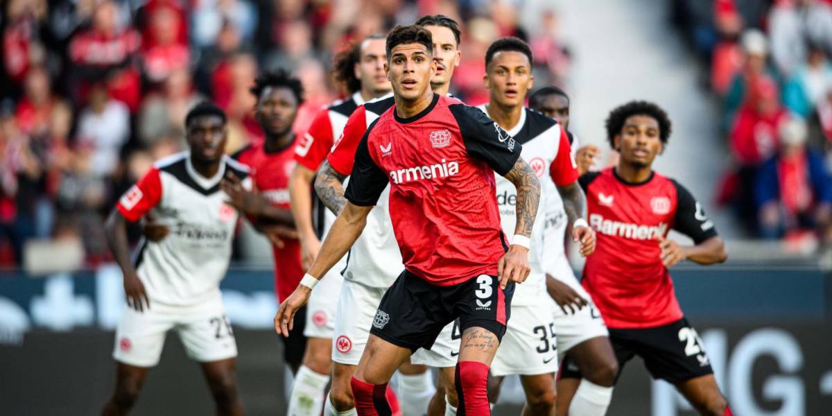 El Bayer Leverkusen, con Piero Hincapié de titular, derrotó 2-1 al Eintracht de Frankfurt