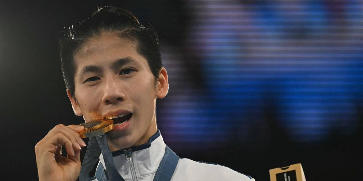 Boxeadora Lin Yu-ting, inmersa en polémica de género, gana el oro en París 2024