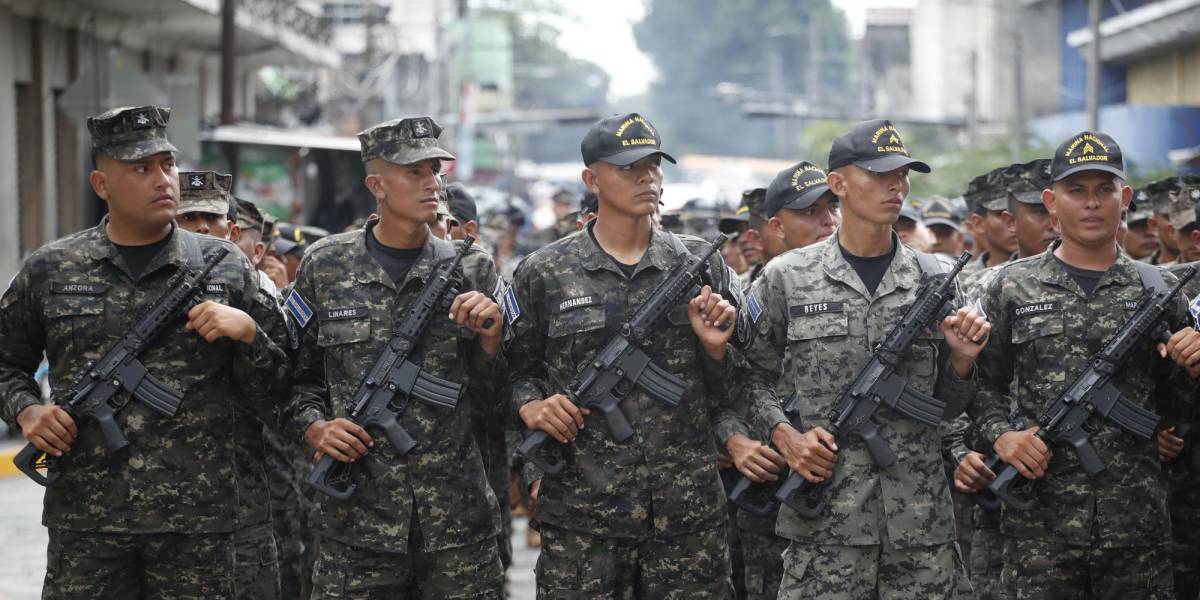 Veteranos de guerra son acusados de planear atentados el día de la posesión de Bukele